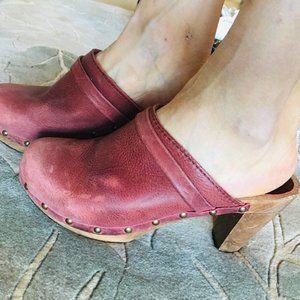 Sanita Danish Clog Heels Merlot Size 7 Fits 7.5